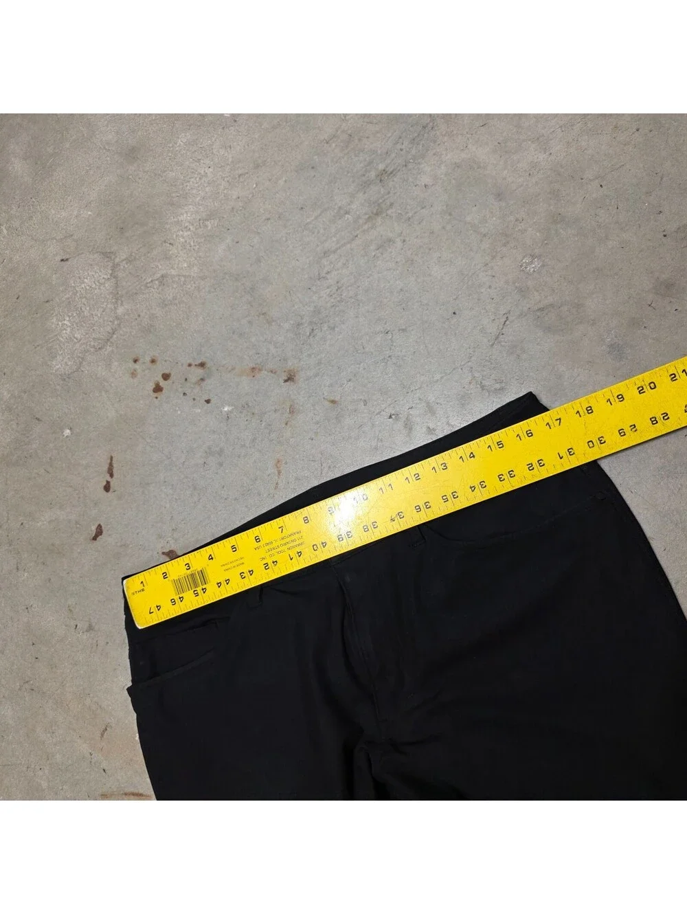 Lululemon ABC Pant Classic Size  34x31  Pocket Straight Fit Pants True Black